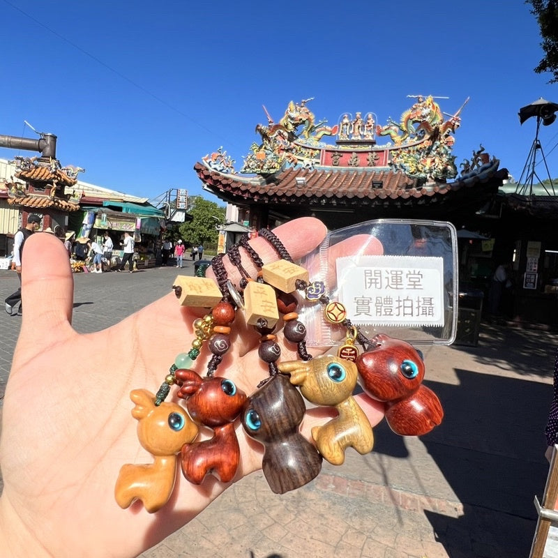 🔥現貨🔥 【一鹿發財】紫南宮過爐一路發財一路平安檀木小鹿汽車鑰匙扣挂件男女可愛手機情侶聖誕節