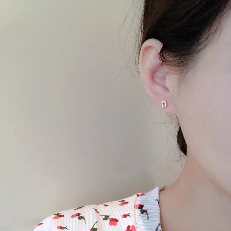 現貨幸運馬蹄耳釘女簡約小巧微鑲锆石U形耳飾小飾品【開運堂】